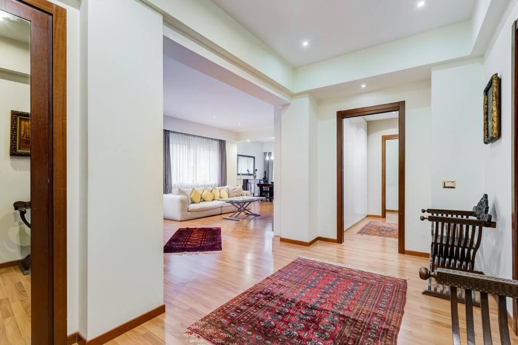 Appartement Exclusive In Eur Rome